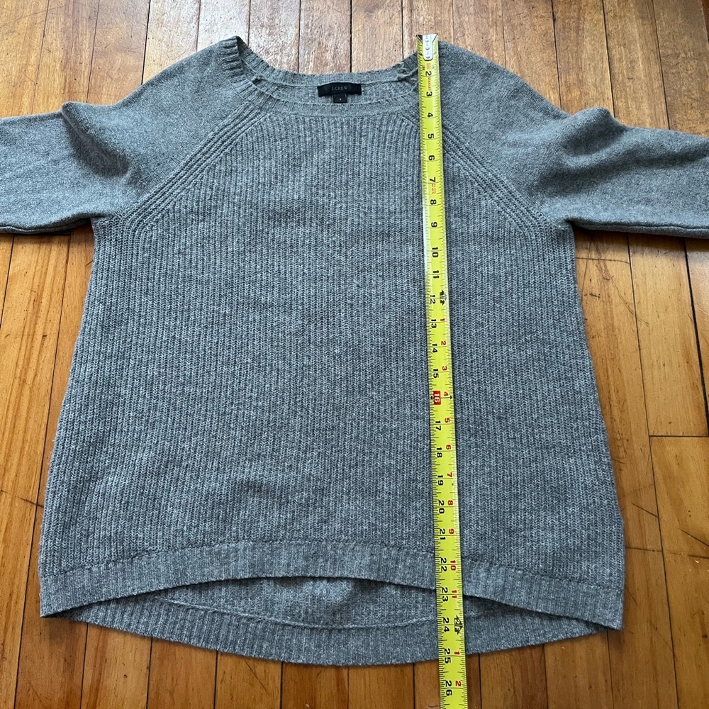 J. Crew Pullover Sweater Women’s Size S Gray Wool Long Sleeve Elbow Patch - Picture 5 of 7